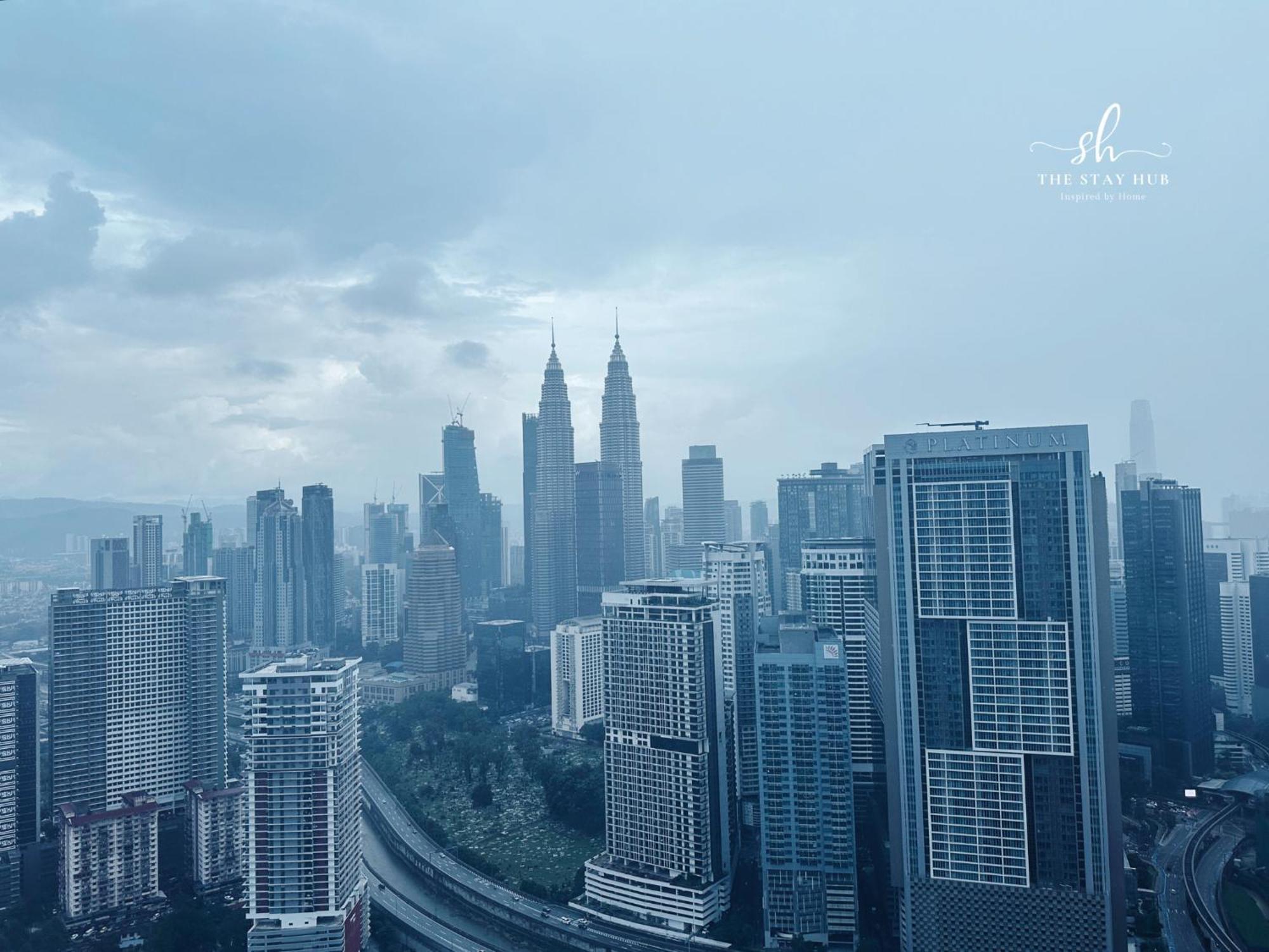 The Luxe Klcc View Sky Pool Apartamento Kuala Lumpur Exterior foto
