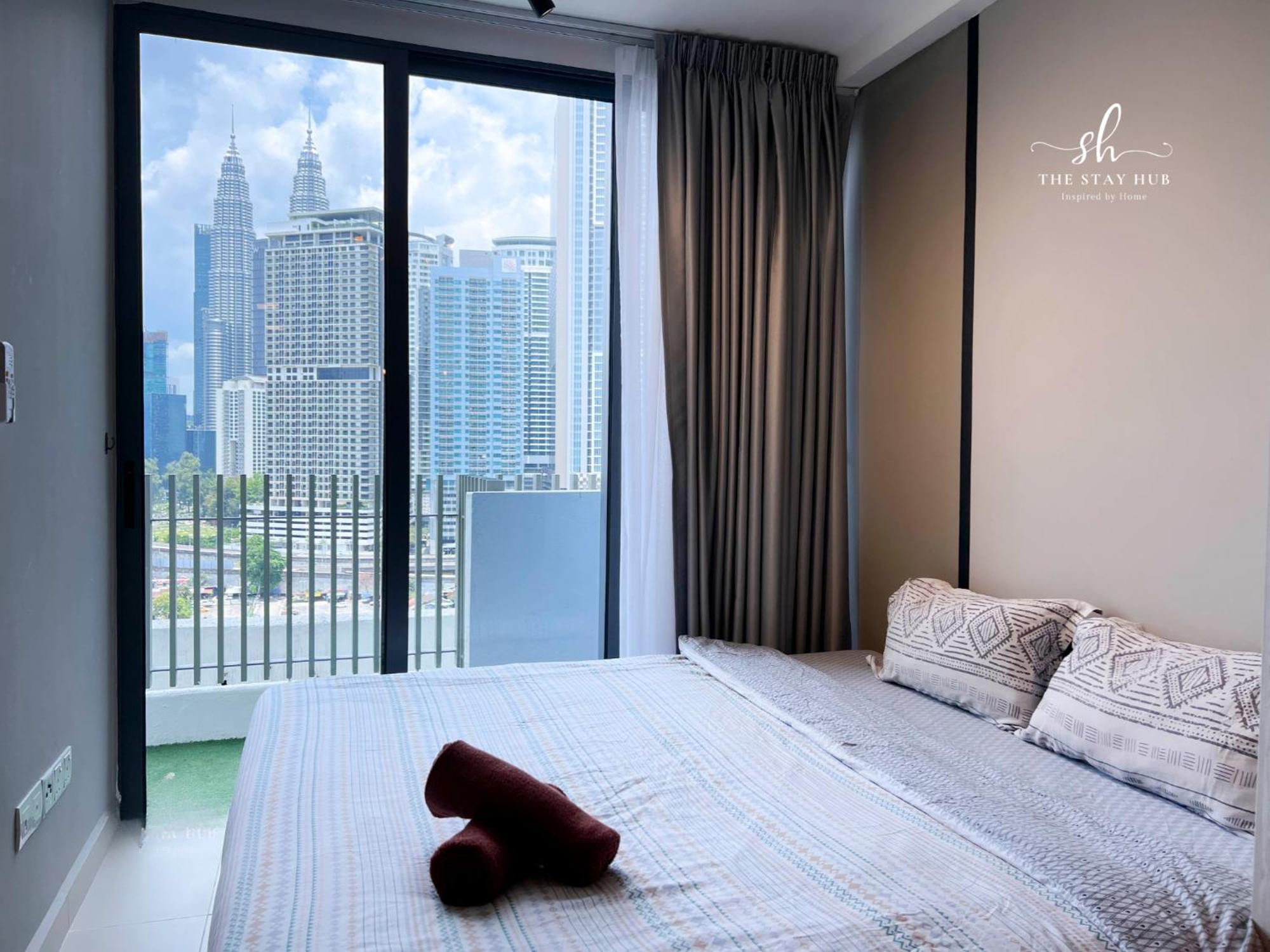 The Luxe Klcc View Sky Pool Apartamento Kuala Lumpur Exterior foto