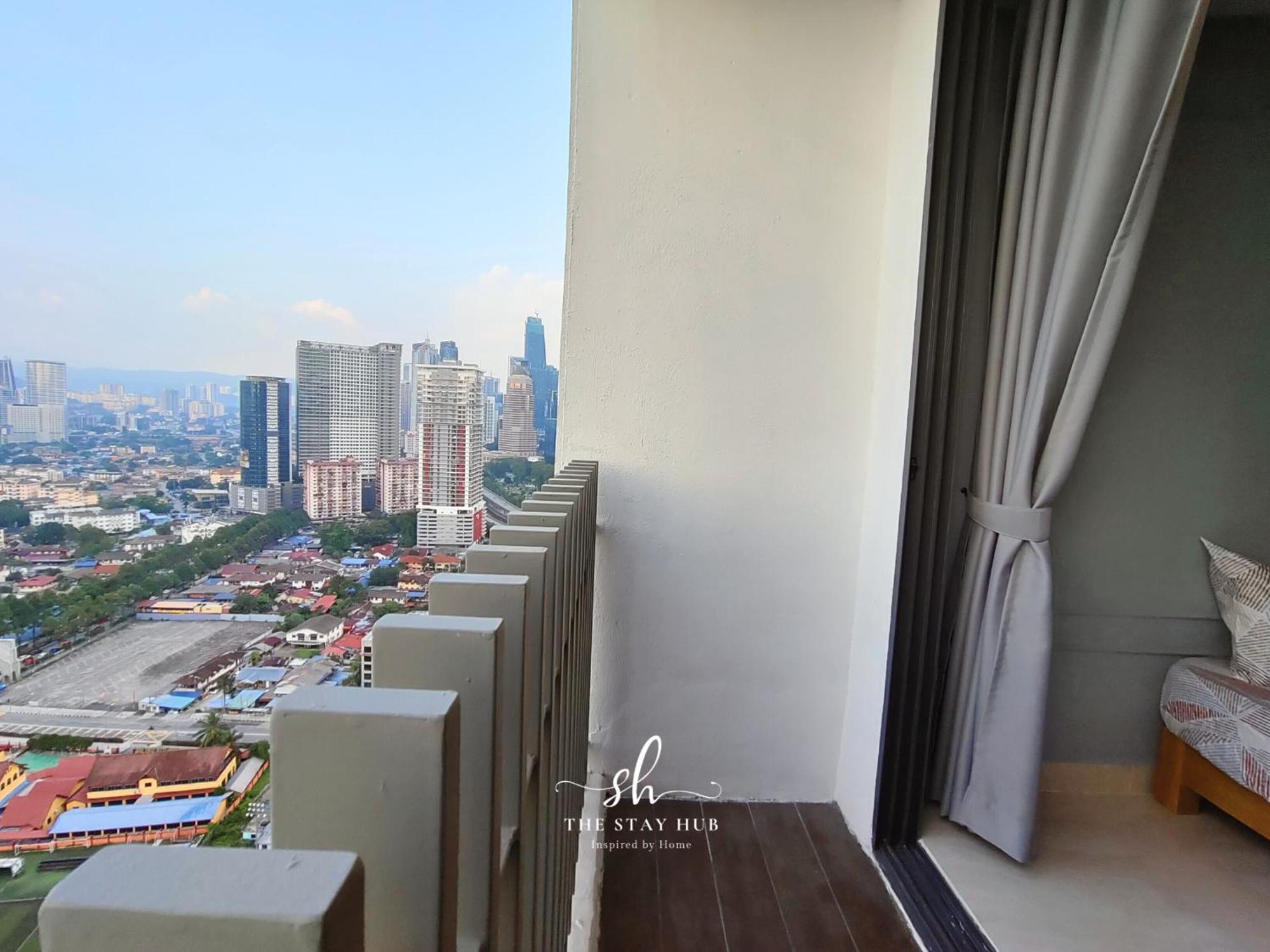The Luxe Klcc View Sky Pool Apartamento Kuala Lumpur Exterior foto