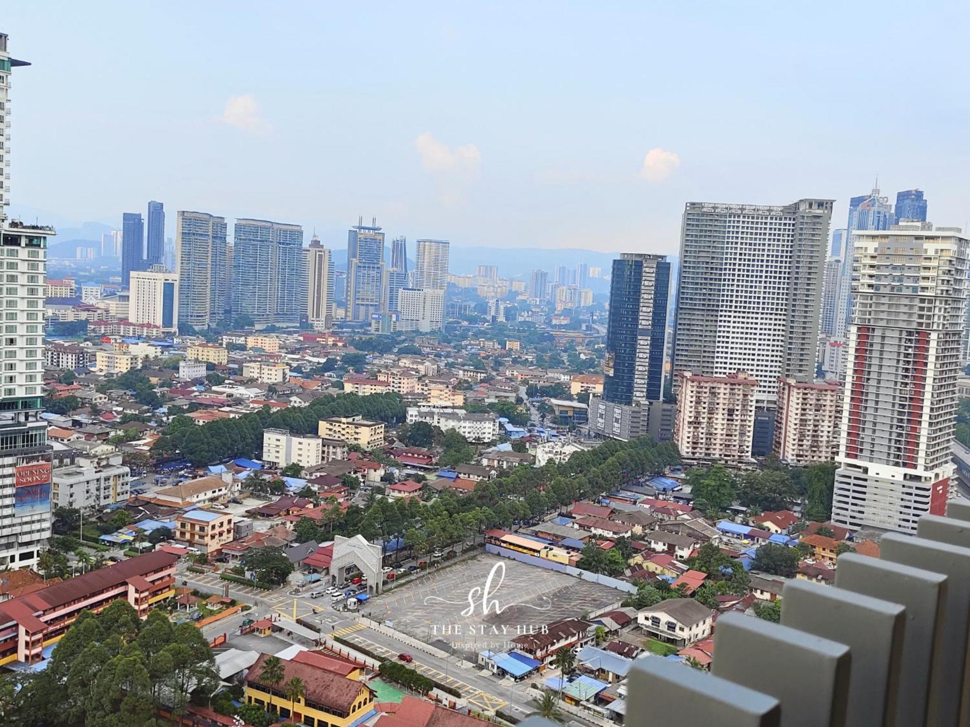 The Luxe Klcc View Sky Pool Apartamento Kuala Lumpur Exterior foto